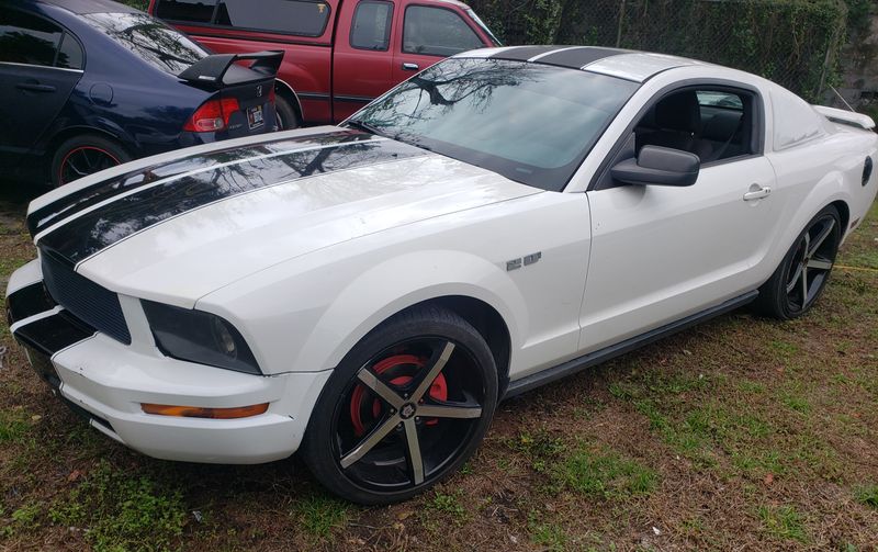 Ford Mustang • 2005 • 225,000 mi 1