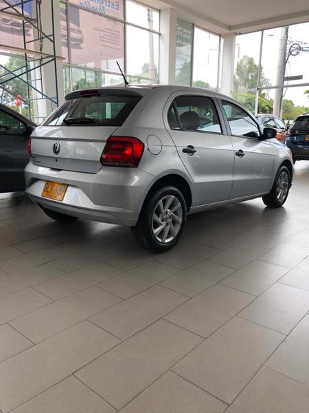 Volkswagen Gol • 2020 • 4,000 km 3