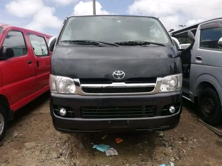 Toyota Hiace • 2020 • 50,000 km 4