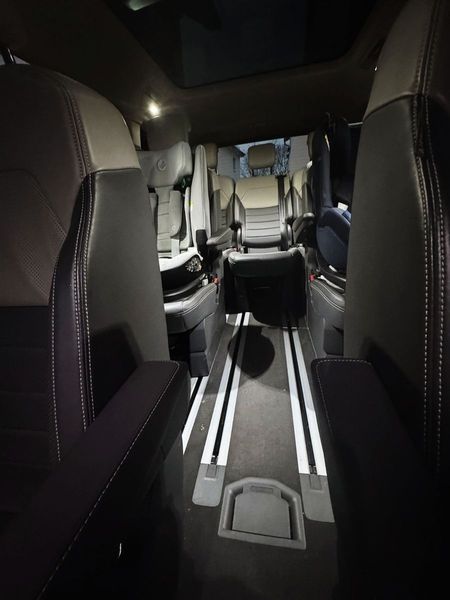 Volkswagen Multivan • 2021 • 49,800 km 7