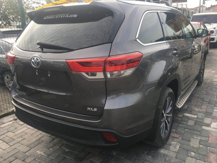 Toyota Highlander • 2017 • 3 km 2