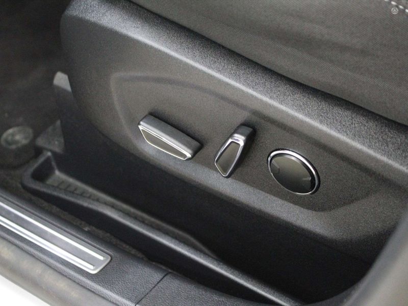 Ford S-Max • 2016 • 149,000 km 26