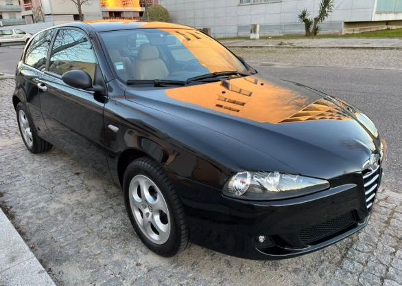 Alfa Romeo 147 • 2005 • 122,000 km 1