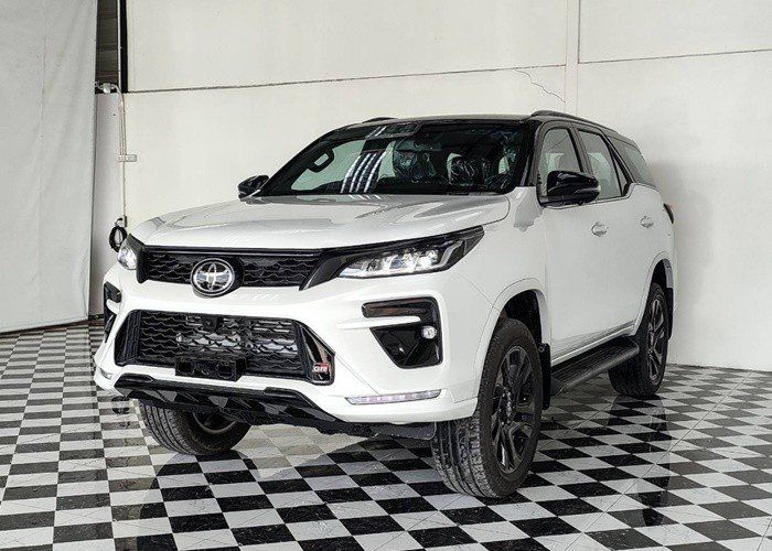 Toyota Fortuner • 2023 • 21,082 km 1