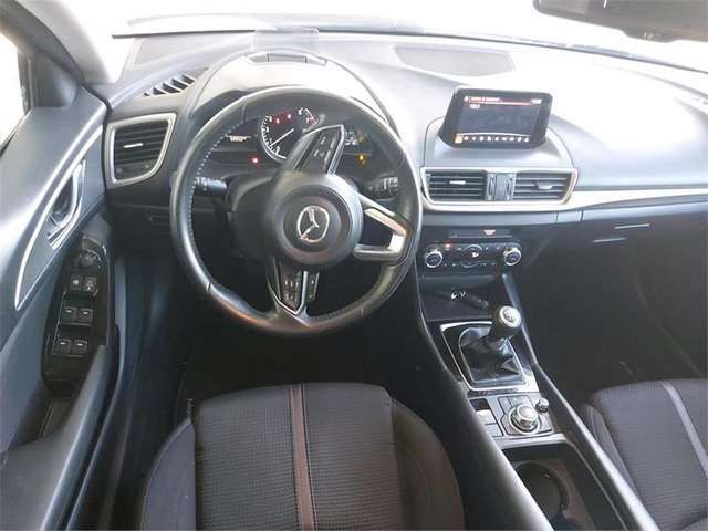 Mazda 3 • 2018 • 52,053 km 4