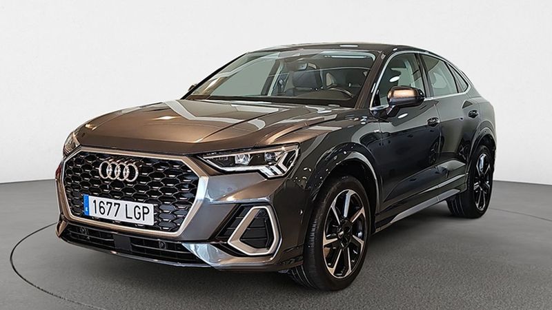 Audi Q3 • 2020 • 59,673 km 1