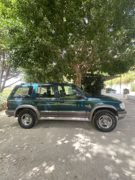 Ford Explorer • 1997 • 171,000 km 7