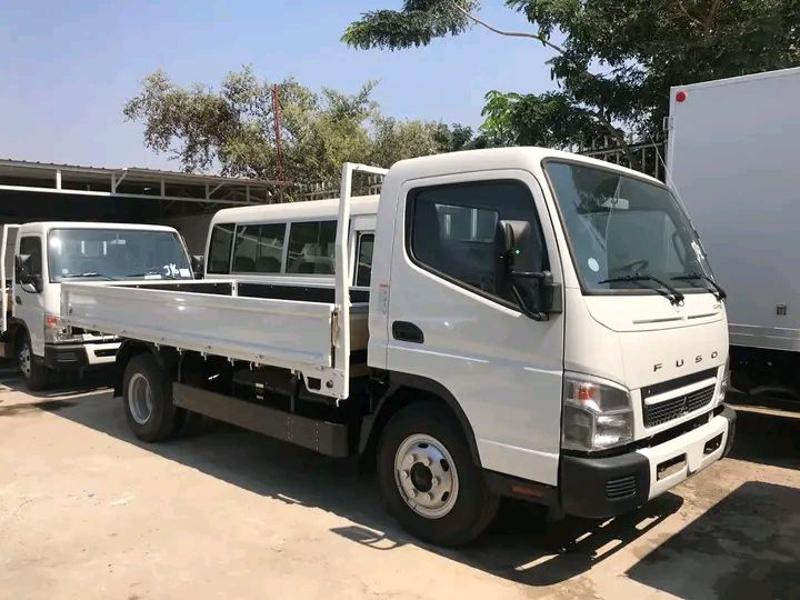 Mitsubishi Fuso canter • 2021 • 50 km 2