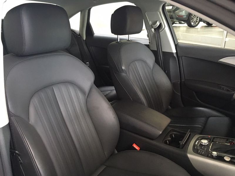 Audi A6 • 2011 • 240,000 km 3