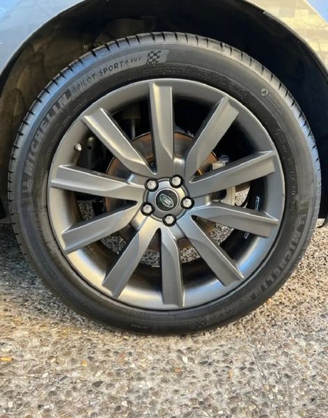 Land Rover Range Rover Velar • 2018 • 25,000 km 15