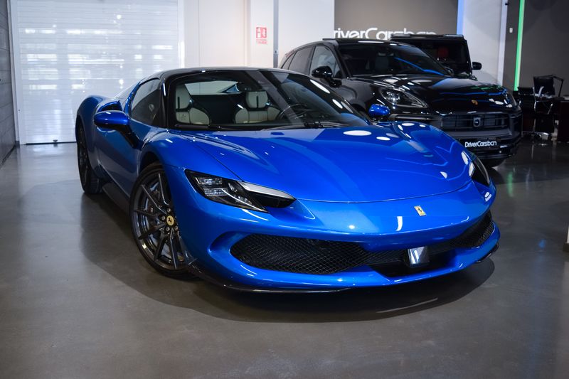 Ferrari 812 GTS • 2024 • 3,500 km 20