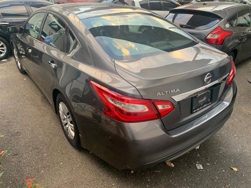 Nissan Almera • 2020 • 30,000 km 3