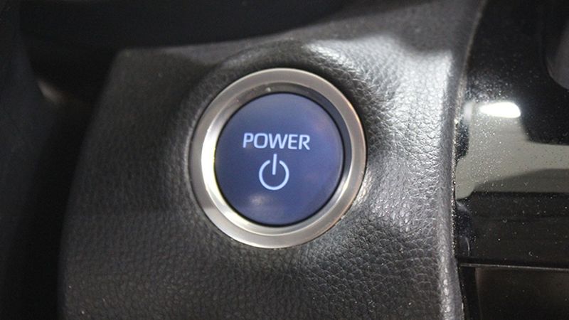 Toyota Yaris • 2022 • 49,095 km 4