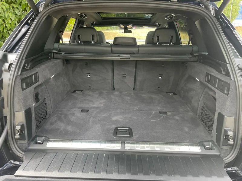 BMW X5 • 2020 • 96,000 km 11