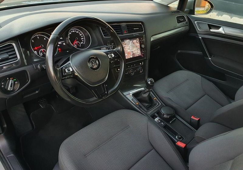 Volkswagen Golf Variant • 2017 • 138,000 km 1