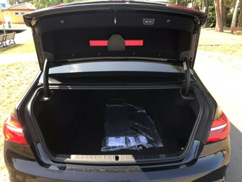 BMW 7 • 2016 • 80,786 km 2