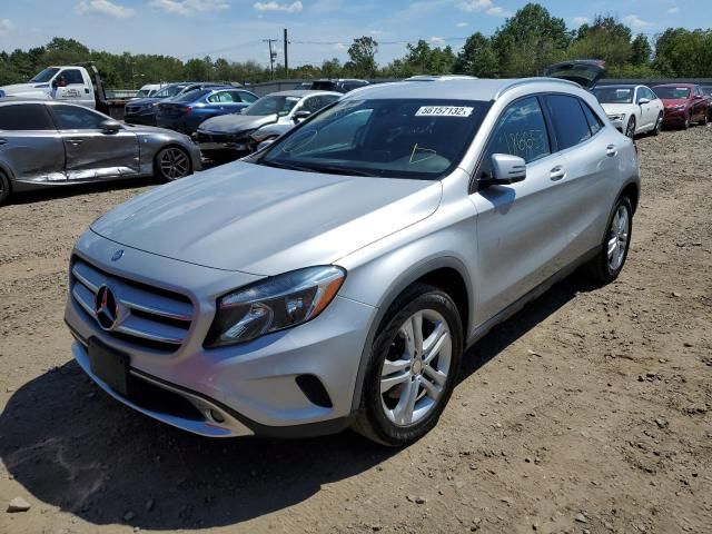 Mercedes-Benz GLA-Class • 2016 • 9 km 4
