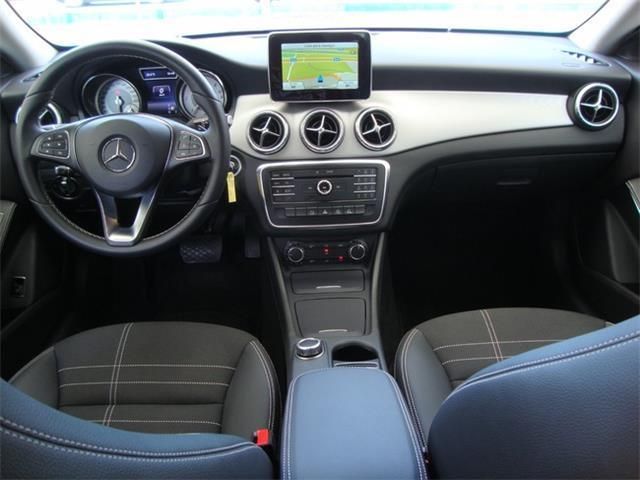 Mercedes-Benz CLA-Class • 2015 • 138,500 km 7