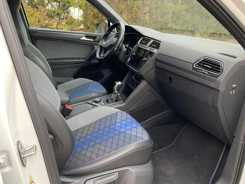 Volkswagen Tiguan • 2021 • 35,000 km 6