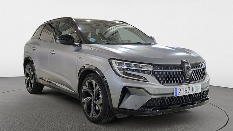 Renault 10 • 2023 • 48,502 km 1