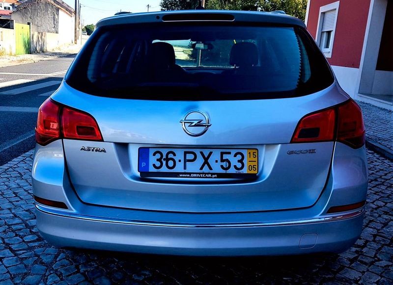 Opel Astra • 2015 • 89,999 km 10