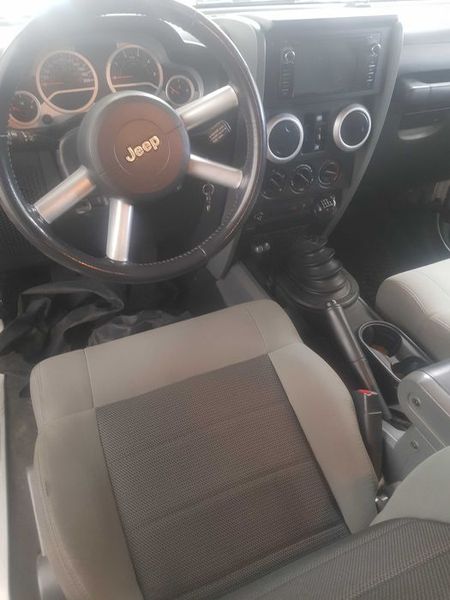 Jeep Wrangler • 2010 • 140,000 km 6