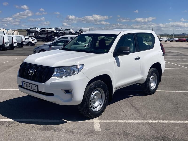 Toyota Land Cruiser • 2020 • 43,764 km 1