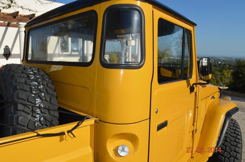 Toyota Land Cruiser • 1981 • 259,000 km 2