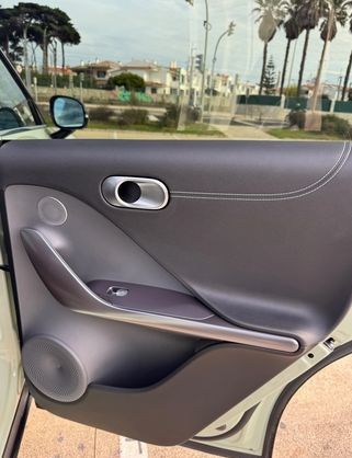 Smart EQ fortwo • 2023 • 4,000 km 2