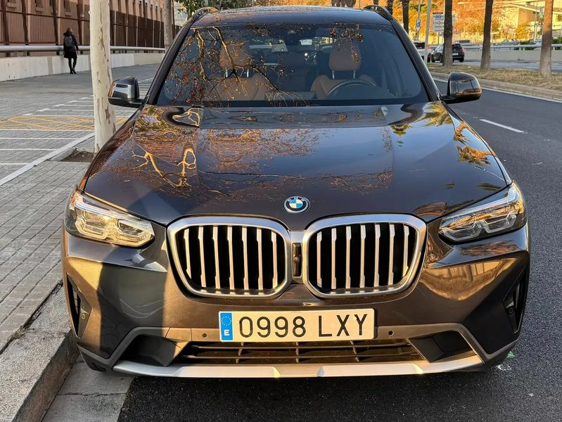 BMW X3 • 2022 • 19,700 km 4
