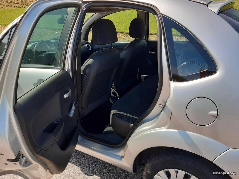 Citroën C3 • 2010 • 200,000 km 4