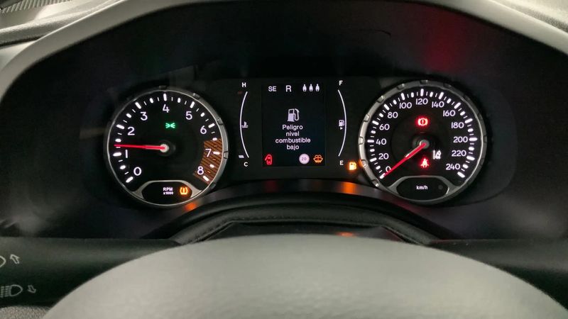 Jeep Renegade • 2022 • 29,400 km 13