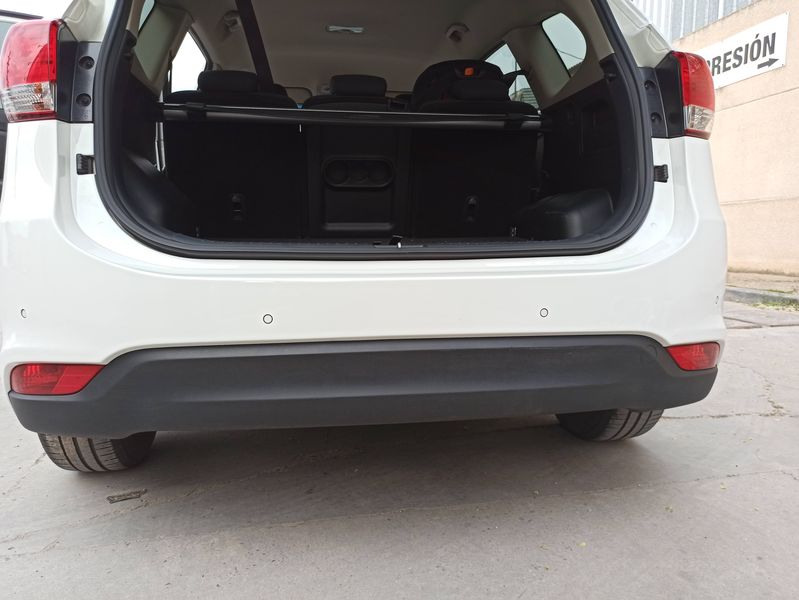 Kia Carens • 2014 • 210,000 km 6