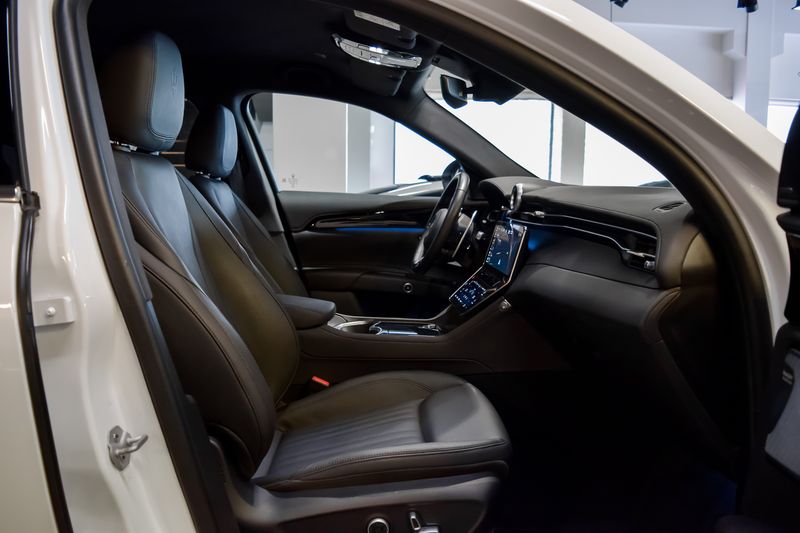 Maserati Coupe • 2022 • 19,900 km 6