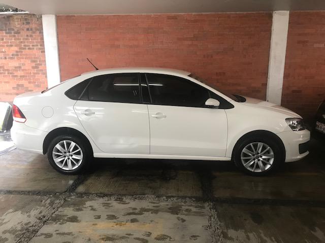 Volkswagen Vento • 2016 • 35,467 km 3