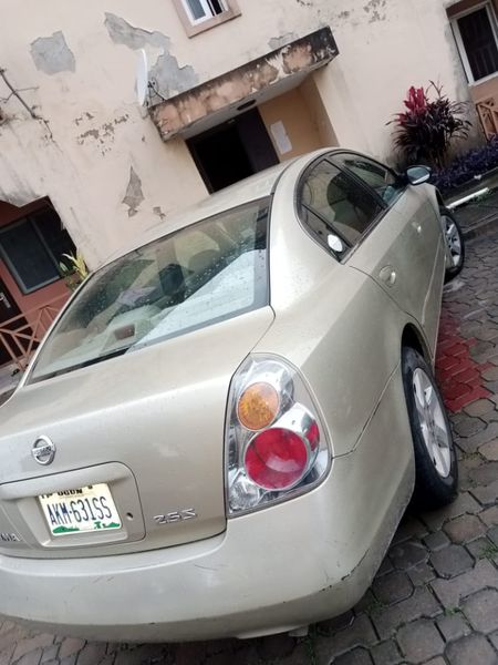 Nissan Altima • 2002 • 154 km 4