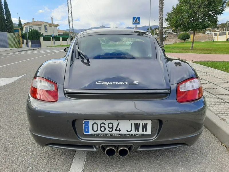 Porsche Cayman • 2017 • 160,000 km 7
