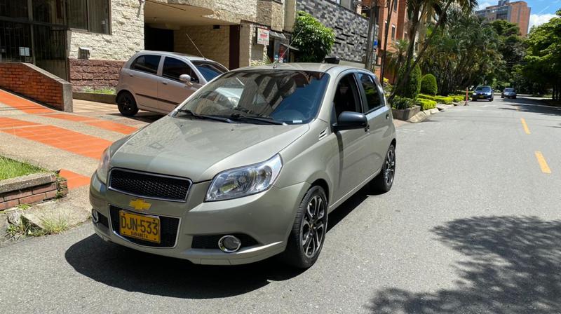 Chevrolet Aveo • 2012 • 84,000 km 6
