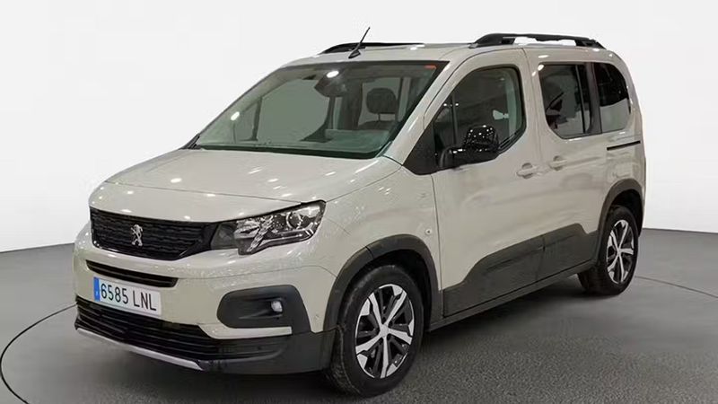 Peugeot Bipper • 2021 • 49,762 km 2