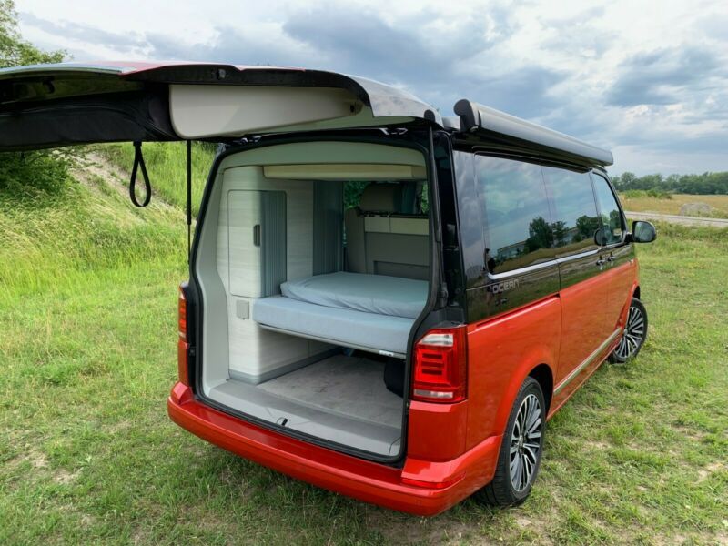 Volkswagen California • 2016 • 54,000 km 6