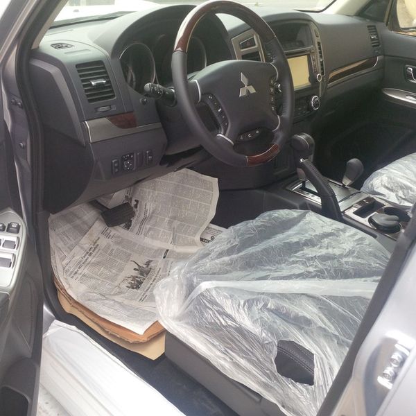 Mitsubishi Pajero • 2017 • 32 km 4