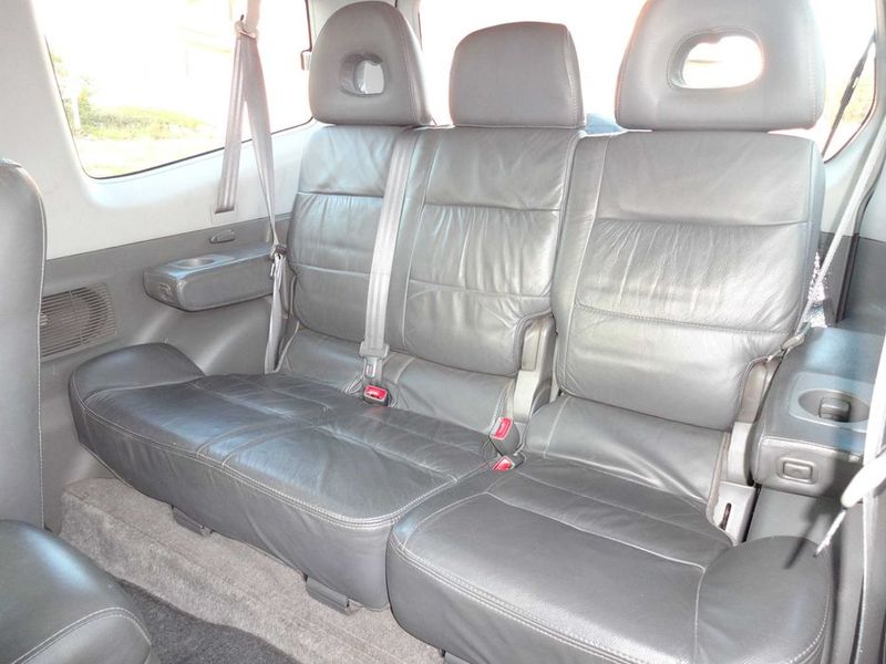 Mitsubishi Pajero • 2016 • 165,000 km 5