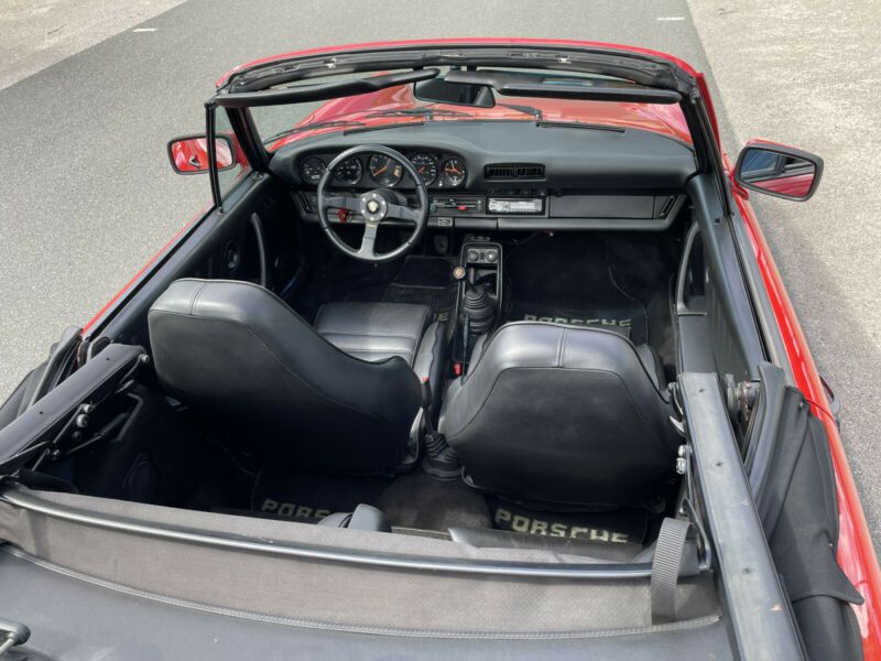 Porsche 911 Carrera • 1984 • 63,827 km 10