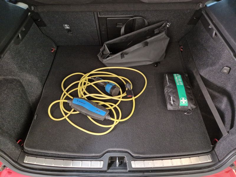 Volvo XC40 • 2020 • 105,000 km 4