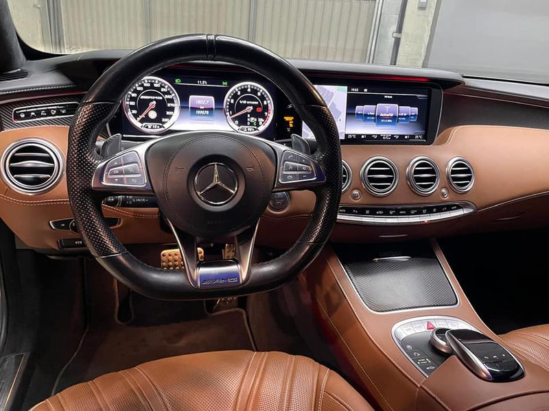 Mercedes-Benz S • 2017 • 159,000 km 4
