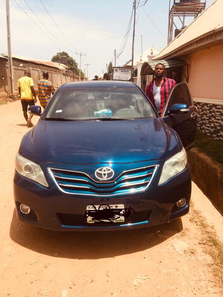 Toyota Camry • 2009 • 175,785 km 2