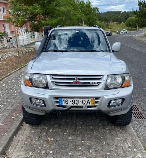 Mitsubishi Pajero • 2000 • 277,000 km 1