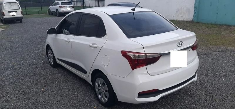 Hyundai i10 • 2019 • 92,000 km 3