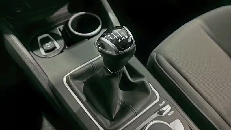 Audi Q3 • 2024 • 22,975 km 5