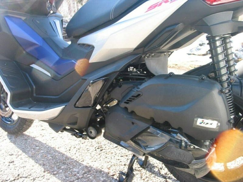 Aprilia sr motard 125 • 2014 • 1,200 km 3